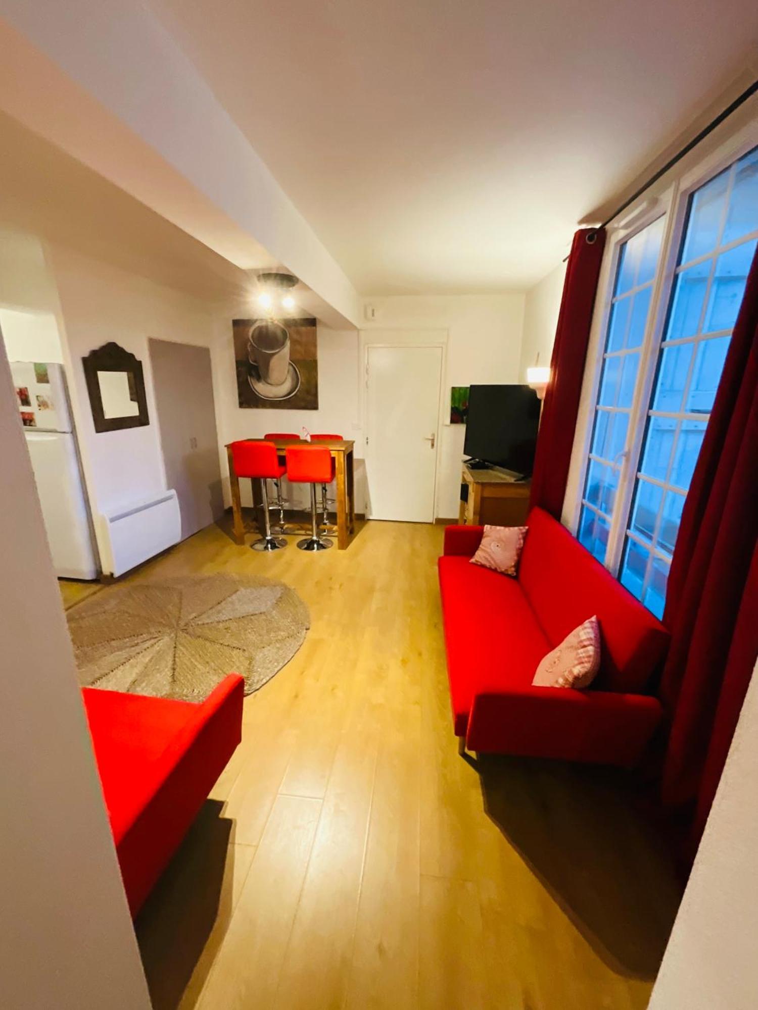 No 14 , 15 Meters Plein Centre Mirepoix Apartment Tres Calme Netflix ,Terrace Sleeps 4 70 M2 Esterno foto